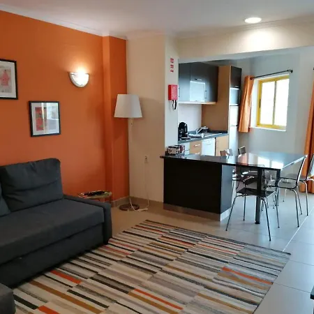 Apartment Spacious By The Beach At Praia Da Rocha *