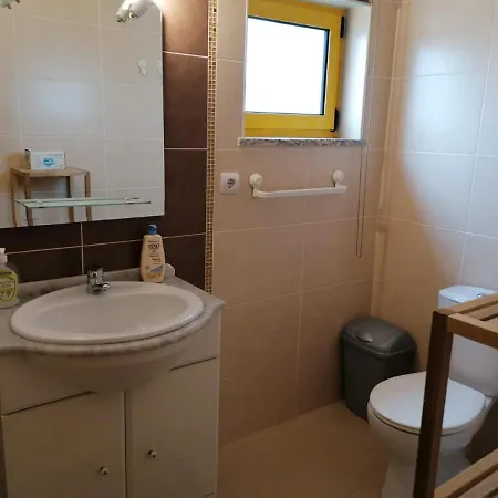 Spacious By The Beach At Praia Da Rocha *